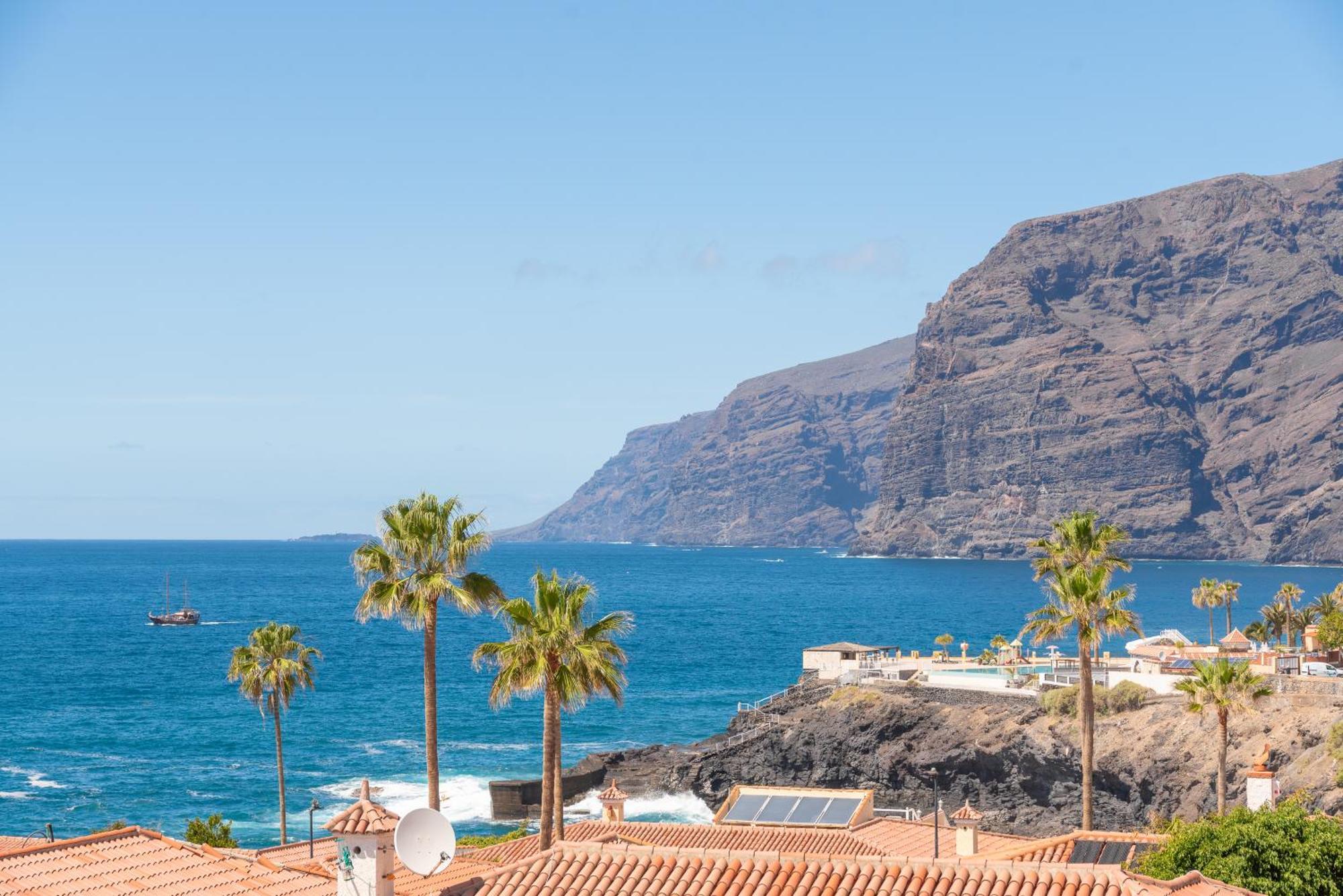 Home With Stunning View By Dream Homes Tenerife Puerto de Santiago (Tenerife) Exterior foto