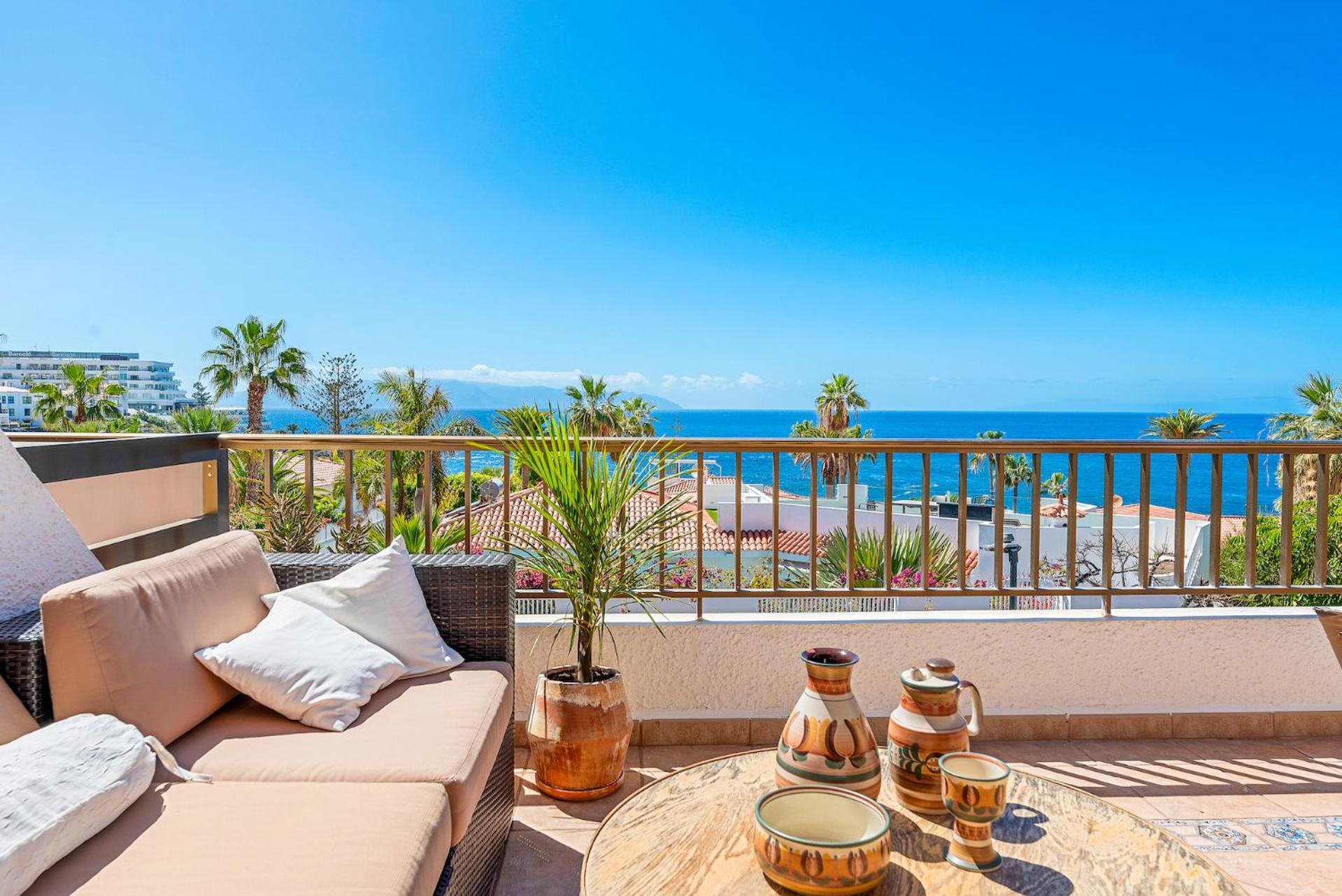 Home With Stunning View By Dream Homes Tenerife Puerto de Santiago (Tenerife) Exterior foto