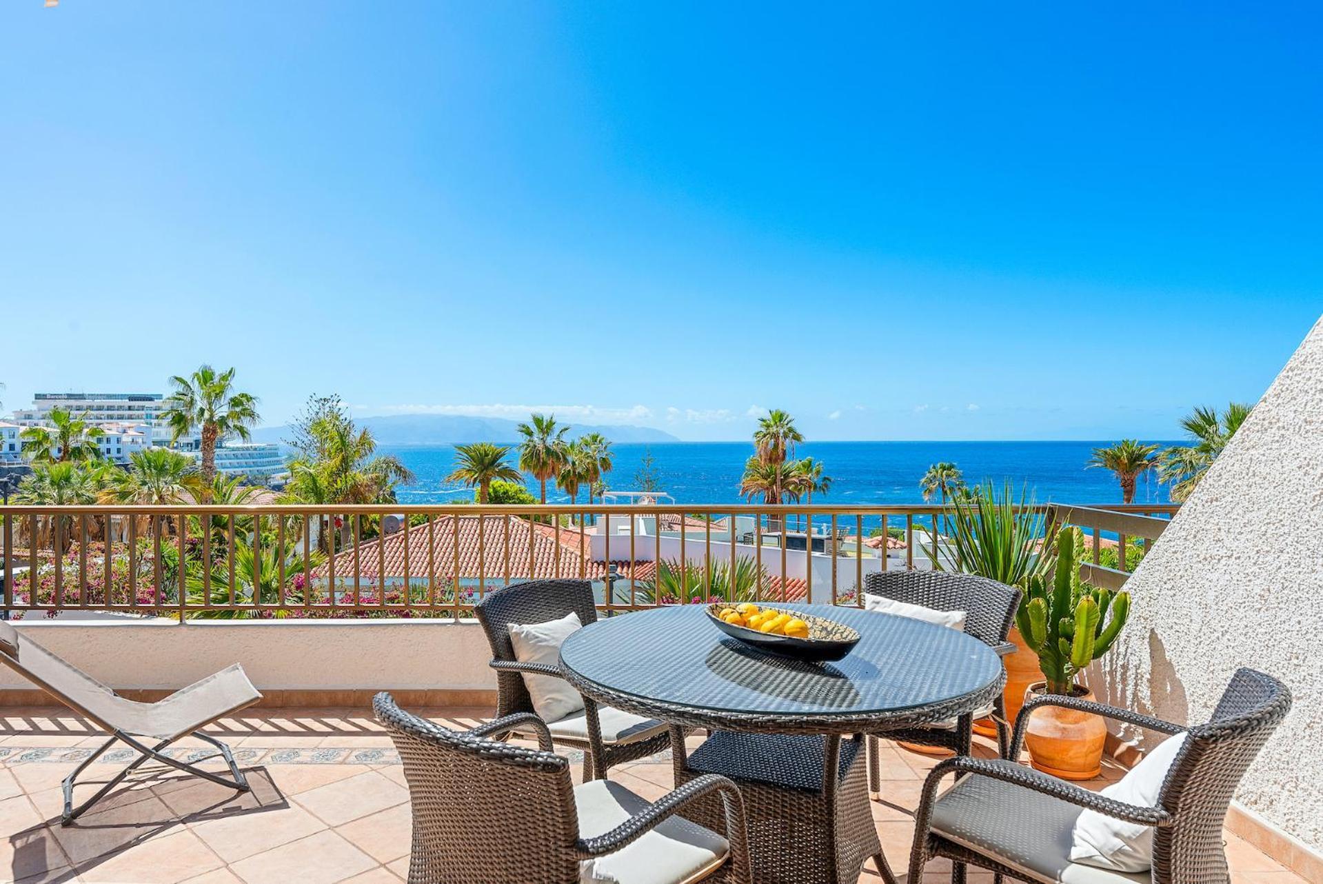 Home With Stunning View By Dream Homes Tenerife Puerto de Santiago (Tenerife) Exterior foto